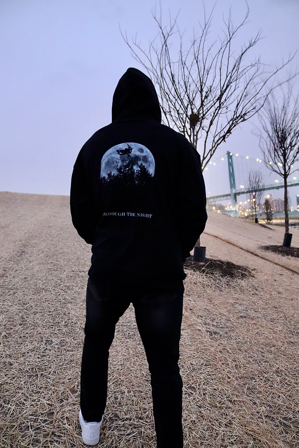 Oversized Hoodie with Moon & Raven Graphic